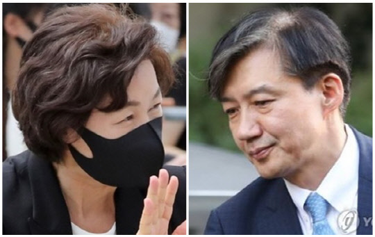 추미애(왼쪽) 전 법무부 장관과 조국 전 장관. 연합뉴스